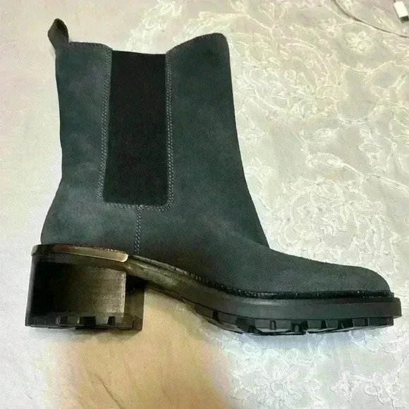 Vince Camuto Ankle Boots Gray Suede - Picture 3 of 12